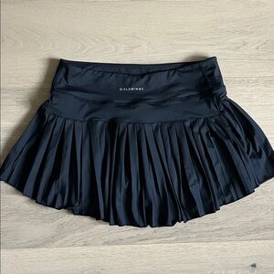 GoldHinge Black Pleated Active Mini Skirt